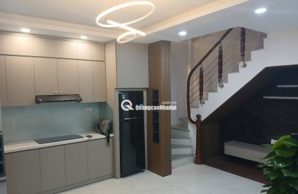 Nhà riêng 5 tầng, 3PN, hai thoáng, phố Đại La, Hai Bà Trưng gần TimeCity